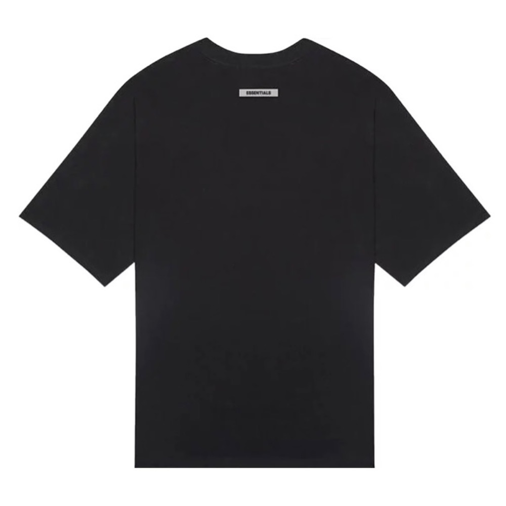 ESSENTIALS Tshirt - Picture 2 of 4